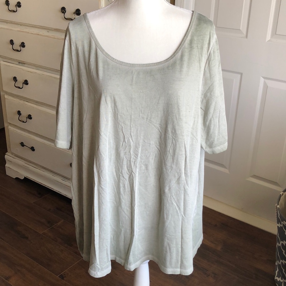 Lane Bryant washed out look flowy tee